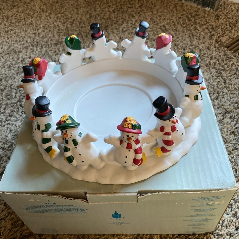 Partylite Frolicking Frostys 3 wick holder